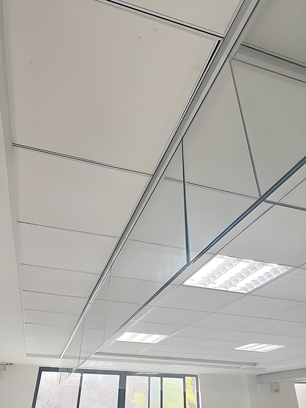 图木舒克玻璃图木舒克挡烟垂壁