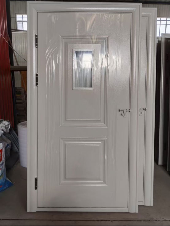 图木舒克学校教室门